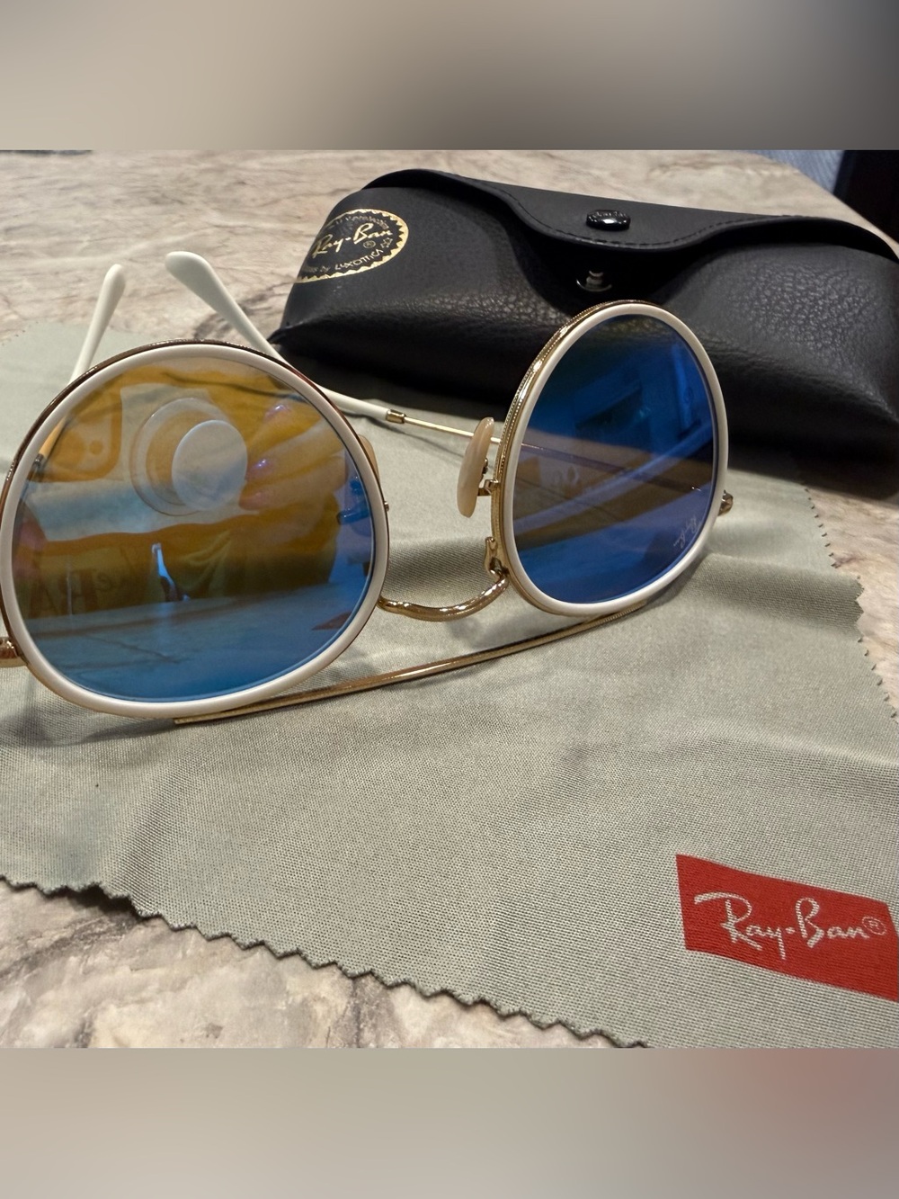 Ray-Ban Round Sunglasses with Blue Lenses and Gold Frame